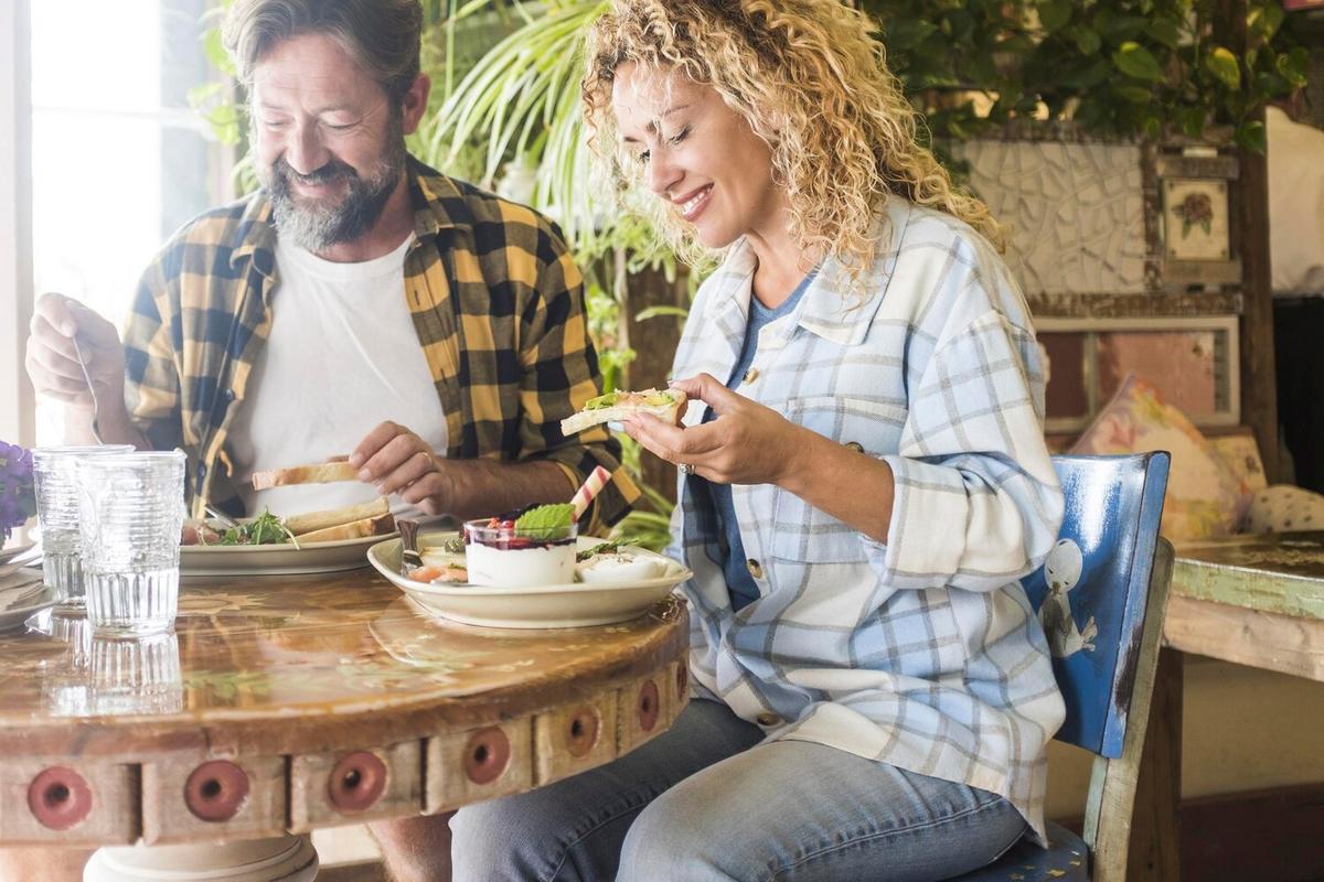Tips for Dining Out on a Keto Diet
